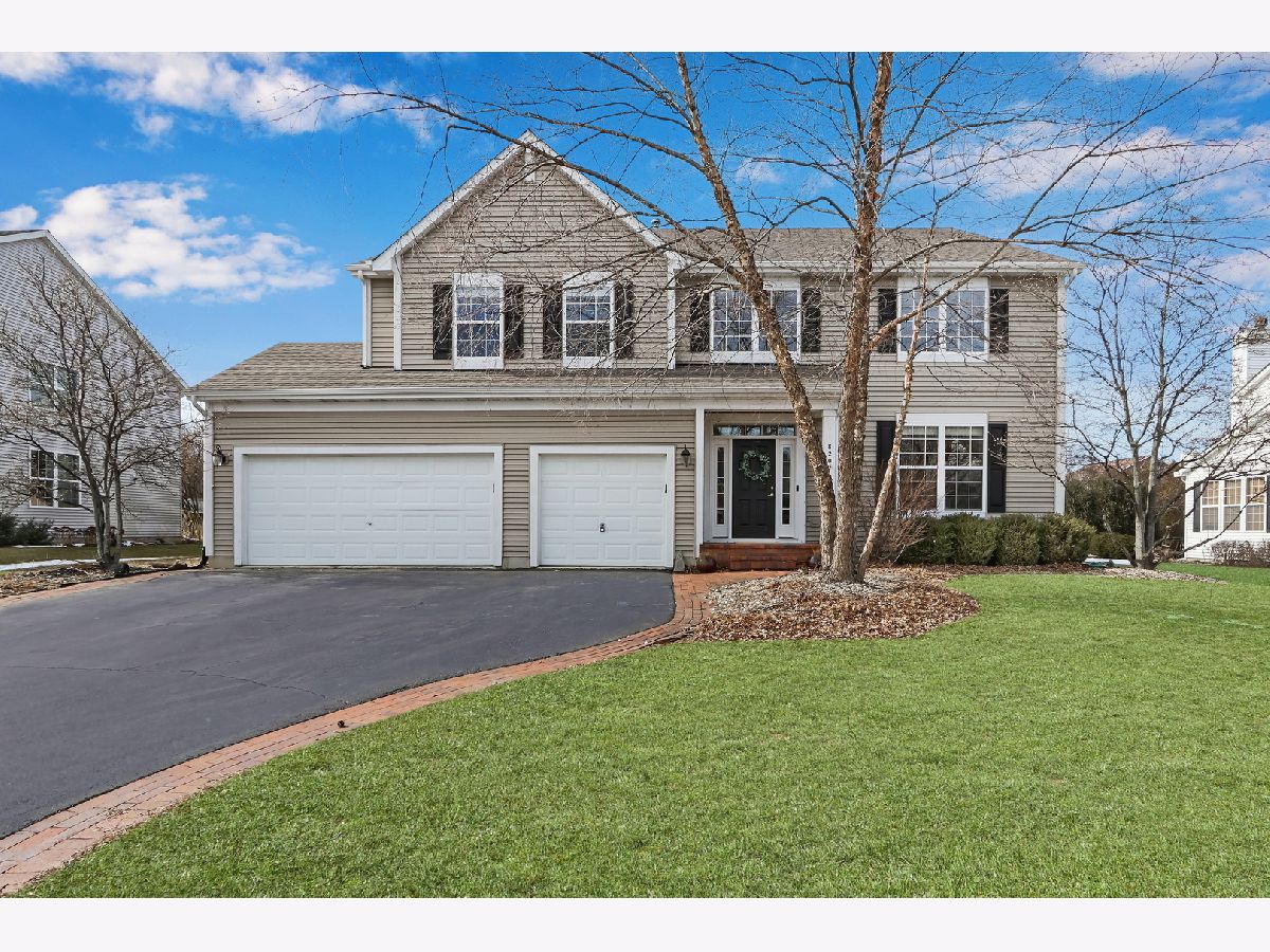 Homes Sold Natures Ridge Lindenhurst Illinois, 820 Auburn
