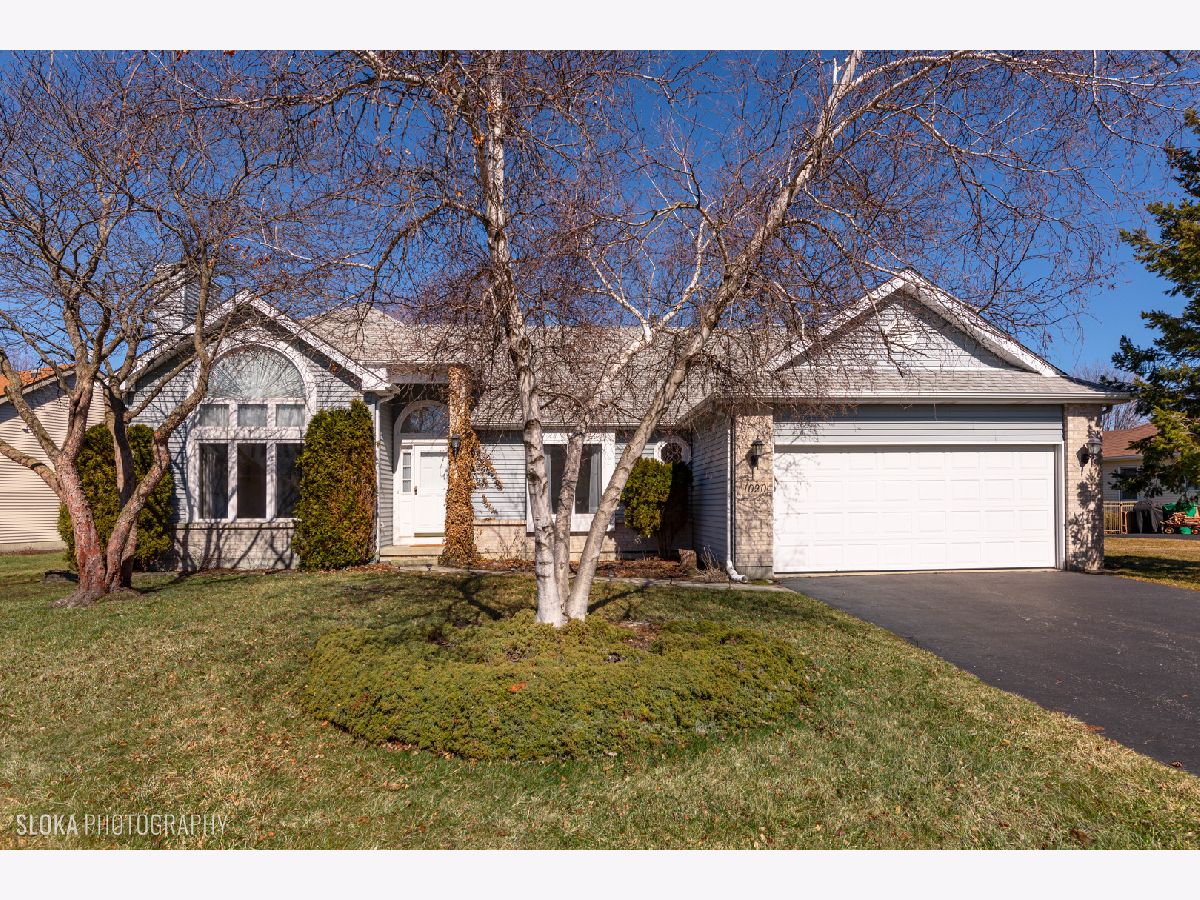 Homes Sold Autumn Ridge Woodstock Illinois, 1020 Winslow