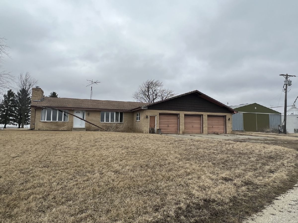  Sold Kempton Illinois, 3740 1300 E