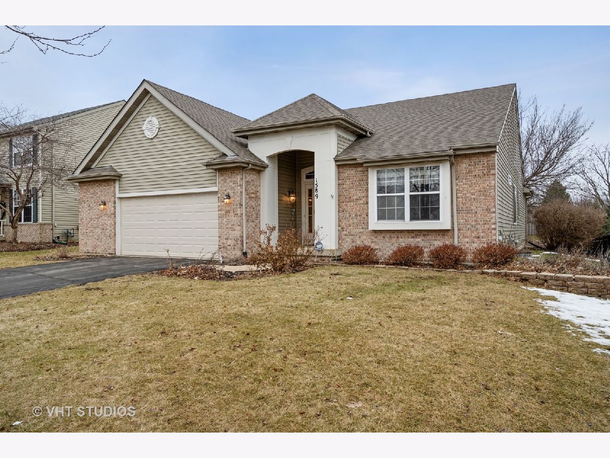Homes Sold Orchard Crossing North Aurora Illinois, 1589 Hartsburg