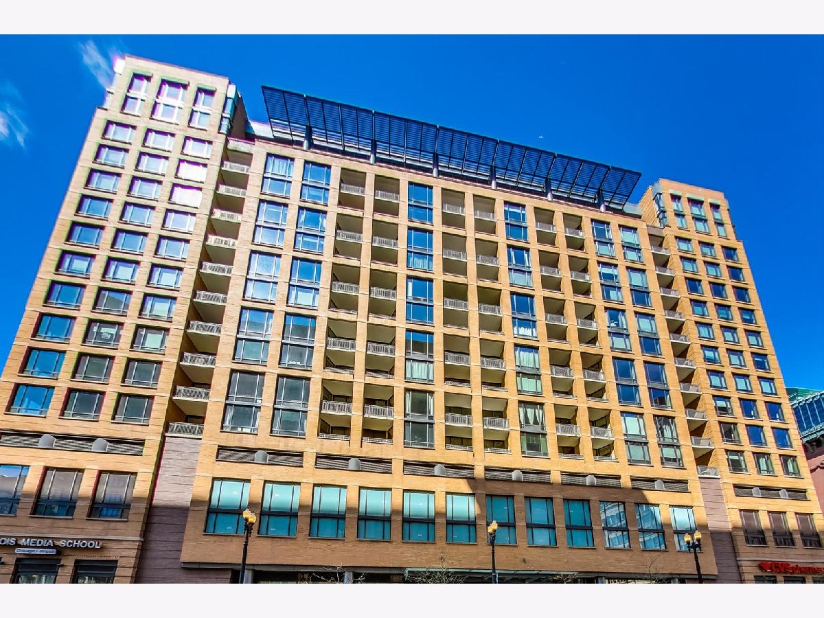 Condominiums Sold Library Tower Chicago Illinois, 520 State