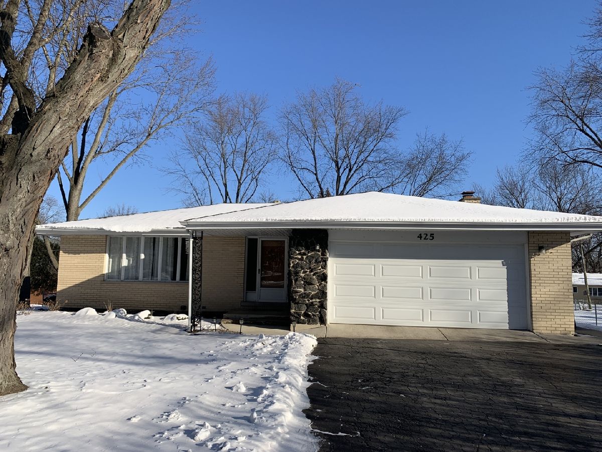 Homes Rented Connecticut Hills Frankfort Illinois, 425 Linden