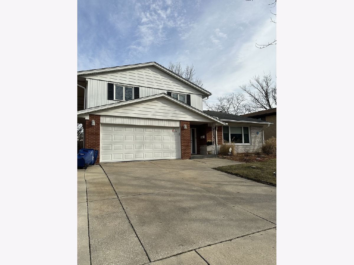 Homes Sold Forestview Oak Forest Illinois, 15409 Linden