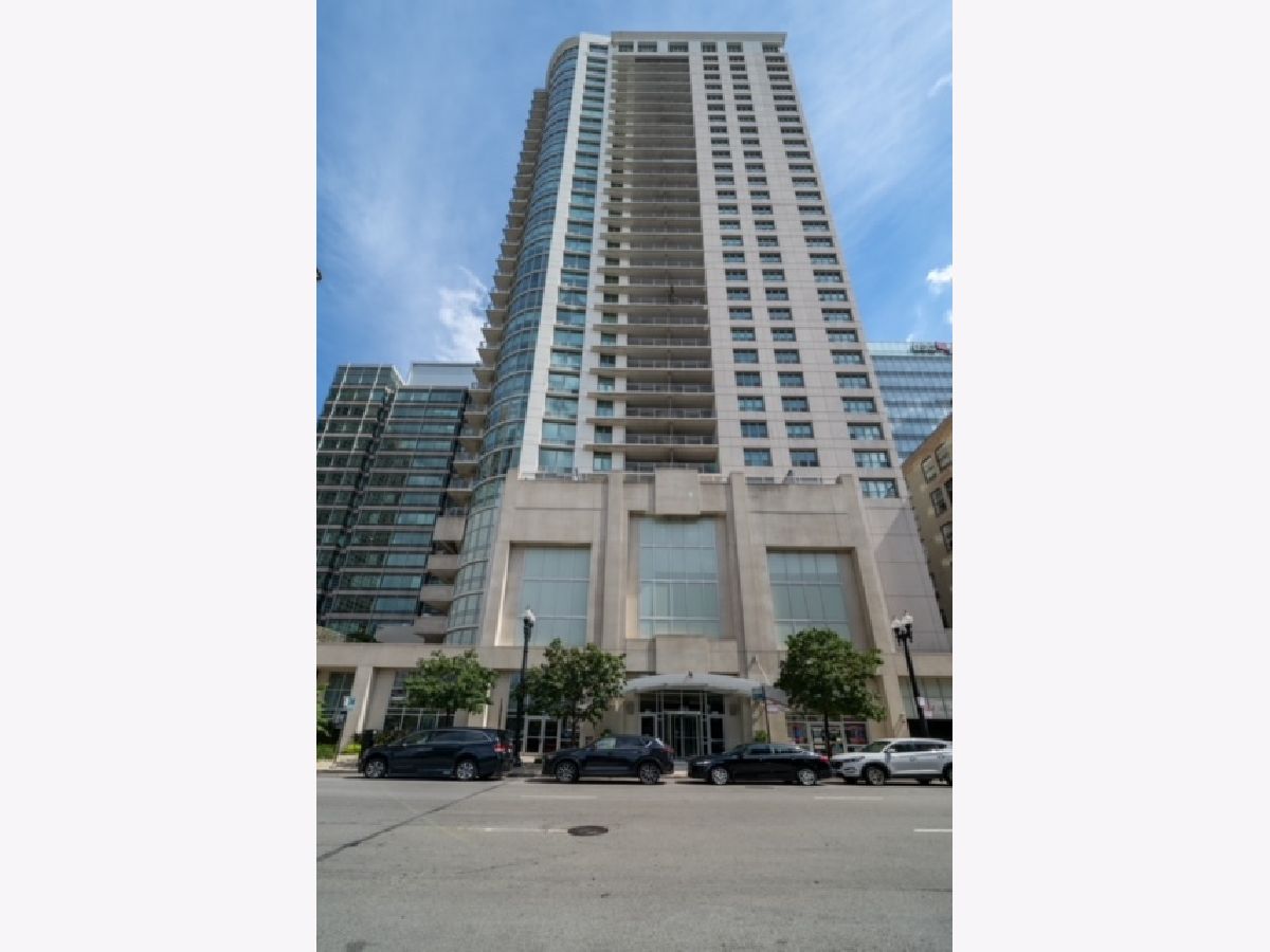 Condominiums Sold Park Alexandria Chicago Illinois, 125 Jefferson