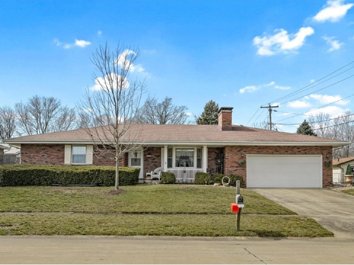Homes Sold Edgewood Urbana Illinois, 405 Mcgee