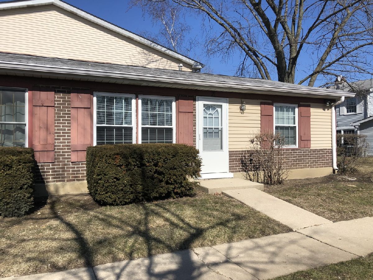Condos & Townhomes Rented Cherrywood Village Bolingbrook Illinois, 21 Wildwood