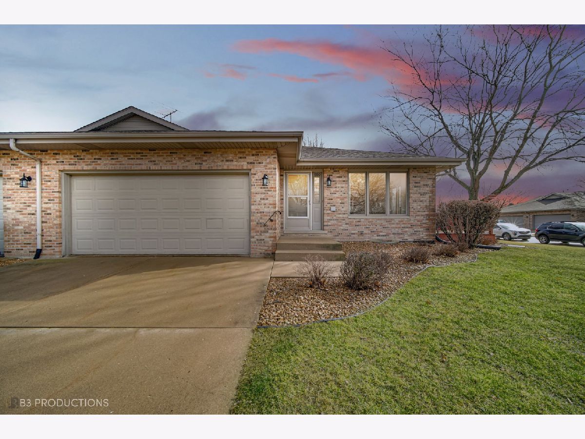 Townhomes Sold Wyndstone Village Elwood Illinois, 800 Eagle Creek