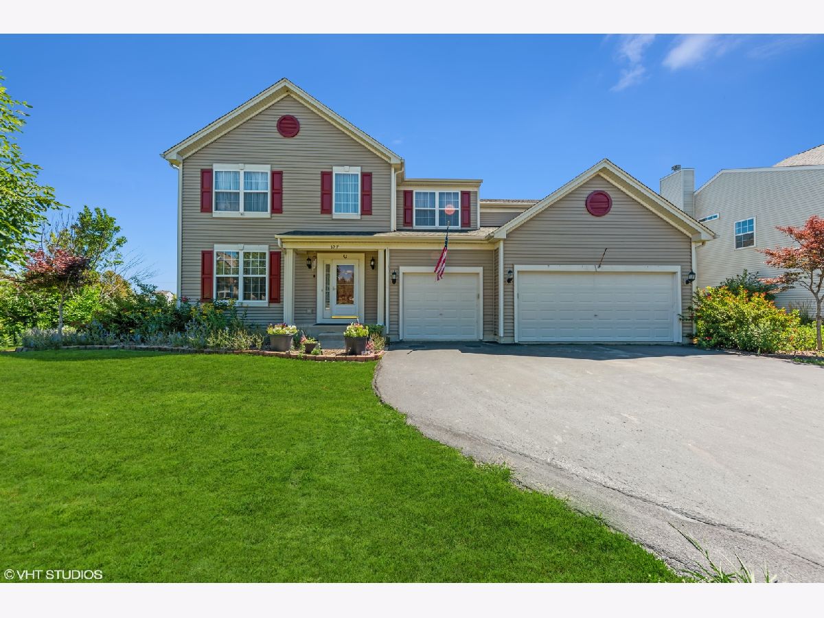 Homes Sold Silver Leaf Glen Round Lake Illinois, 659 Silver Leaf