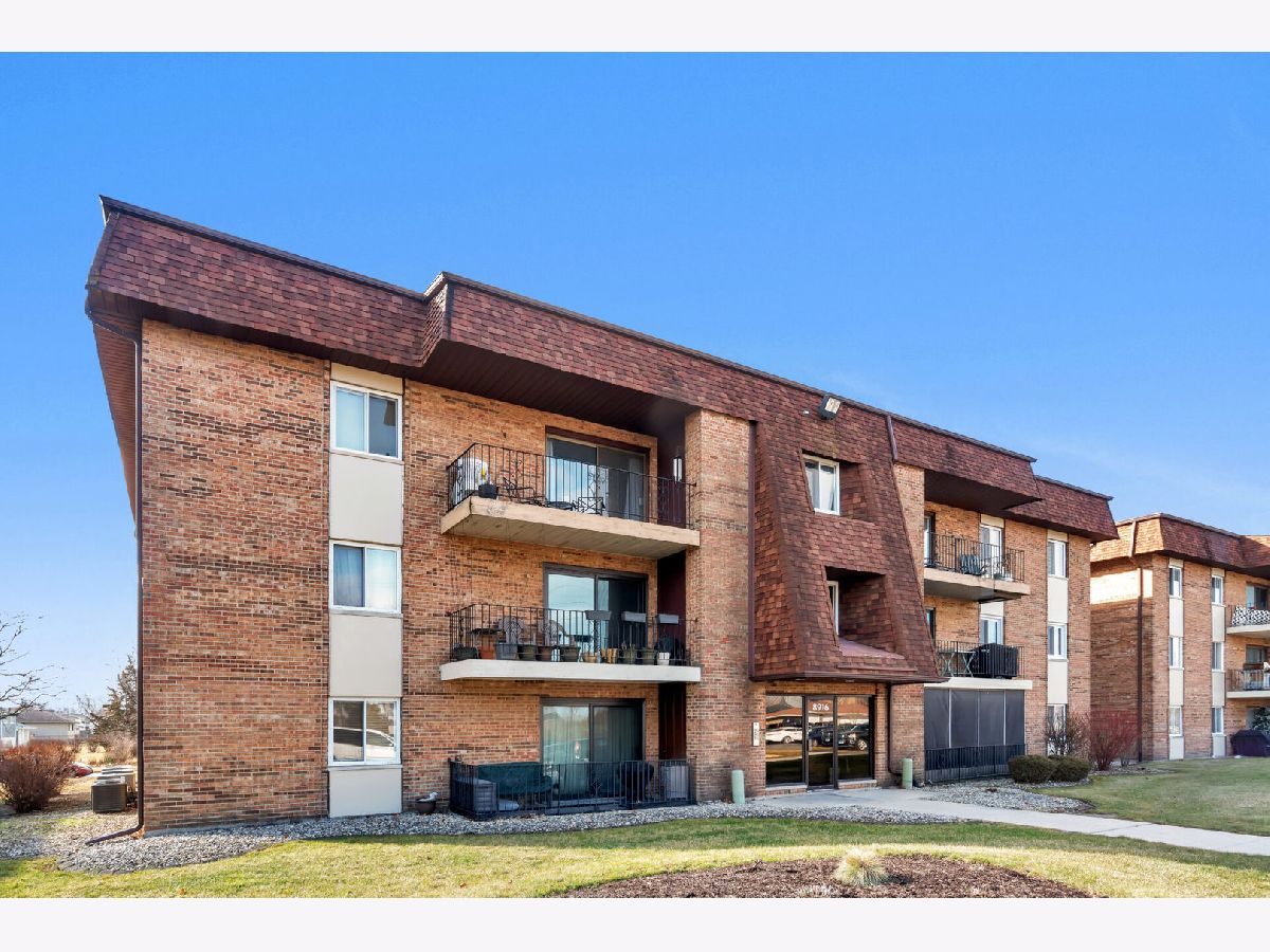 Condominiums Sold Concord Orland Park Illinois, 8916 140th