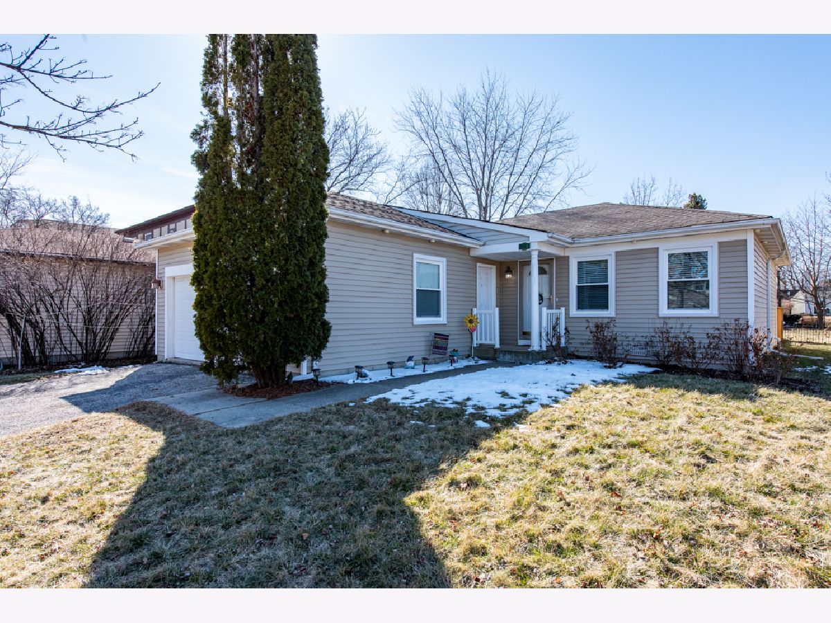 Homes Sold Cambridge Heights Vernon Hills Illinois, 218 Lakeside