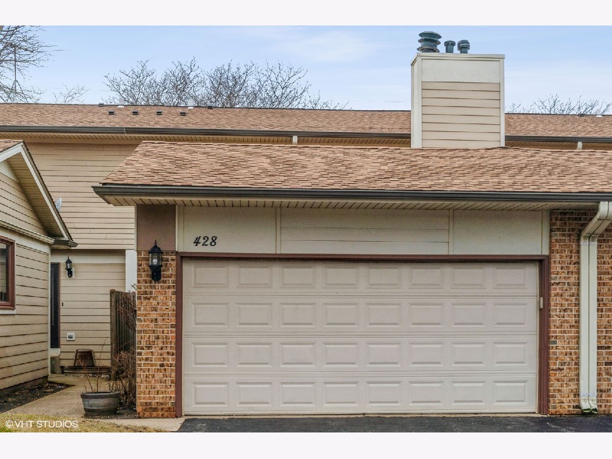 Townhomes Sold Park West Deerfield Illinois, 428 Swan