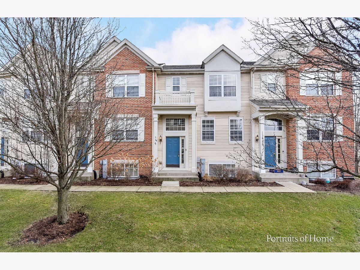 Townhomes Sold Lincoln Station Oswego Illinois, 536 Lincoln Station