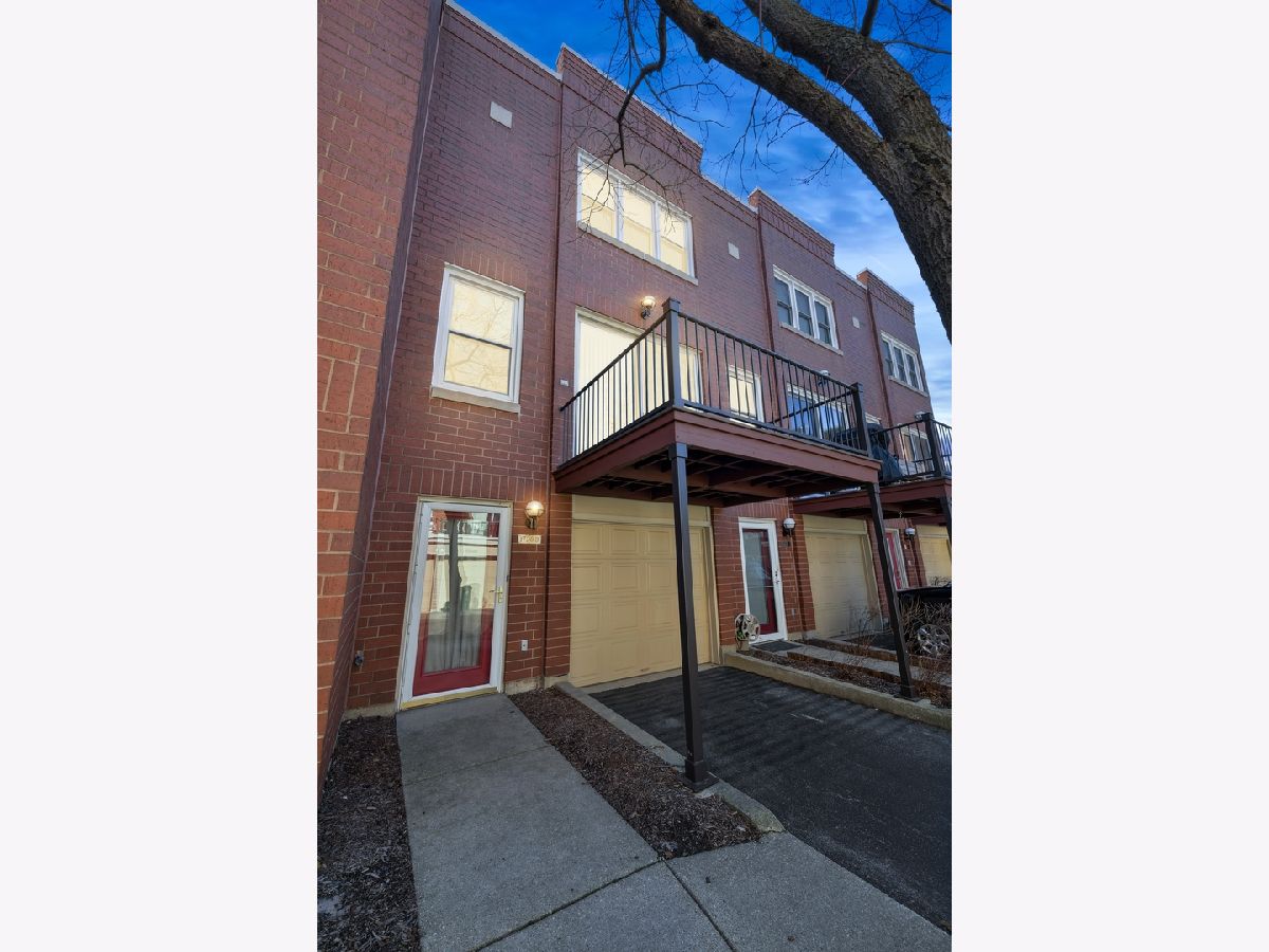 Townhomes Sold Terra Cotta Village Chicago Illinois, 1728 Terra Cotta