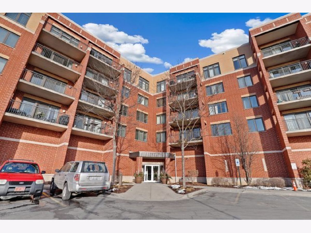 Condominiums Sold Park Street Crossing Roselle Illinois, 225 Main