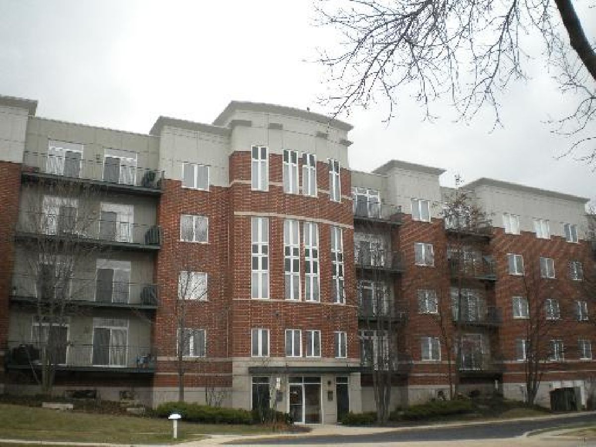 Condominiums Sold Delacourte Condominiums Buffalo Grove Illinois, 840 Weidner