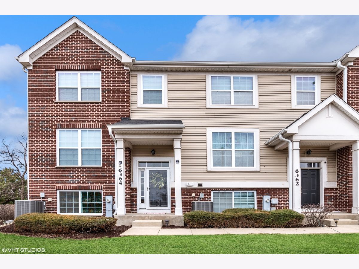 Townhomes Sold Kerry Ridge Chicago Ridge Illinois, 6364 Birmingham