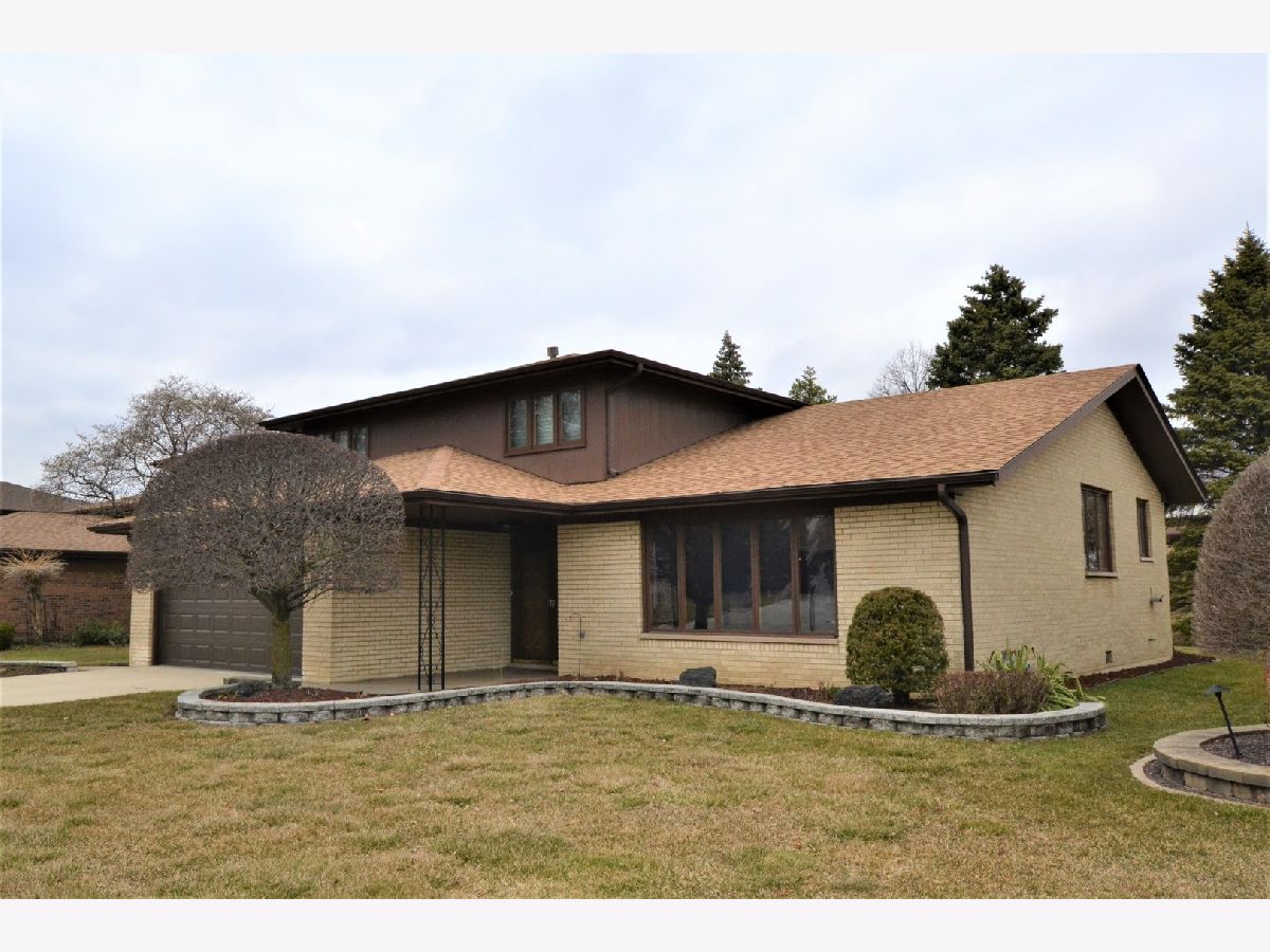 Homes Sold Palos Meadows Palos Hills Illinois, 8042 Valley