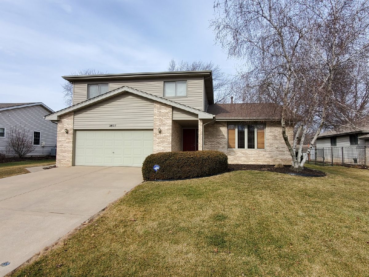 Homes Sold Cherry Hill New Lenox Illinois, 2827 Rebecca