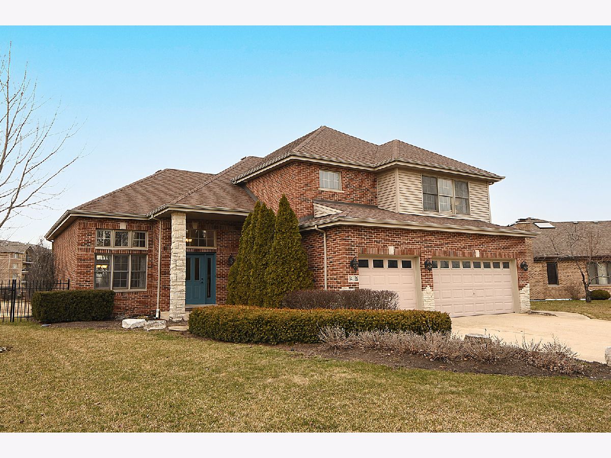 Homes & Condominiums Sold Goodings Grove Unit 4 Homer Glen Illinois, 14126 Camdan