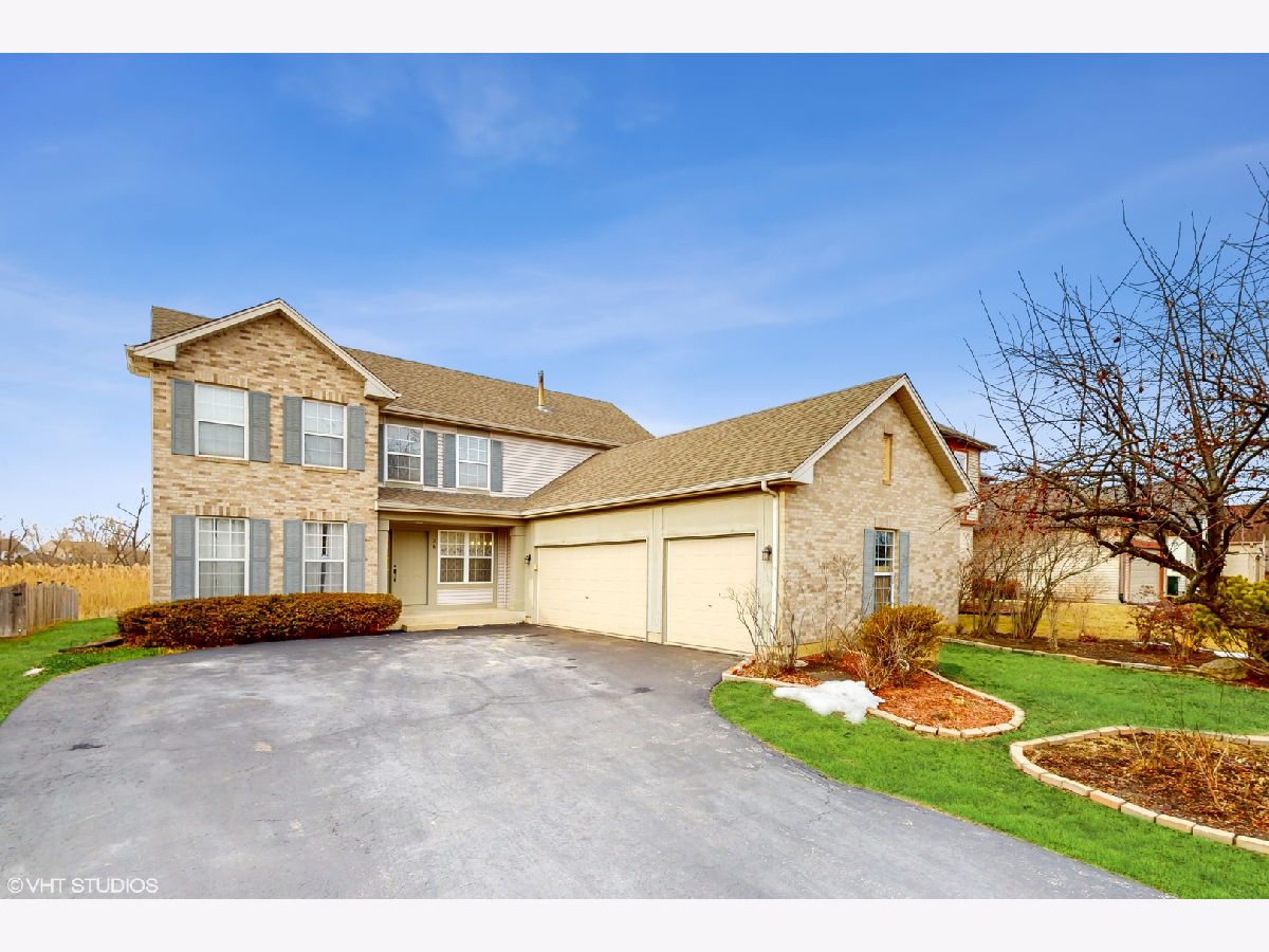 Homes Sold Misty Hill Farm Hainesville Illinois, 26 Brittany
