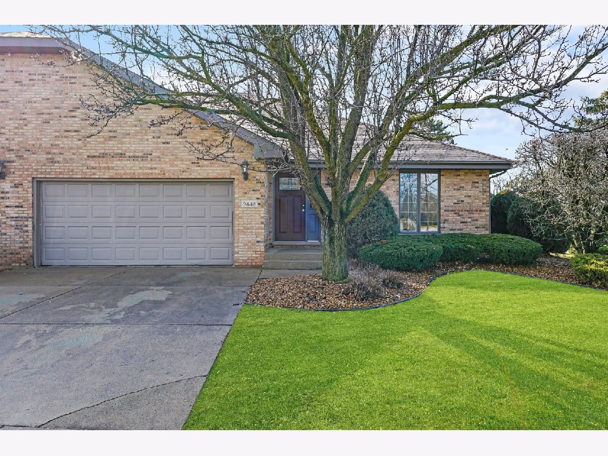 Townhomes Sold Hunt Club Estates Frankfort Illinois, 9448 Ashley