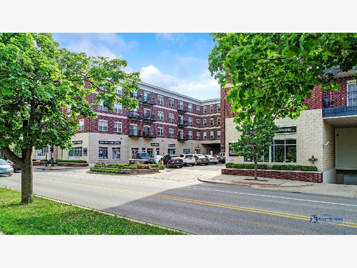 Condominiums Rented Lake Center Place Grayslake Illinois, 10 Lake