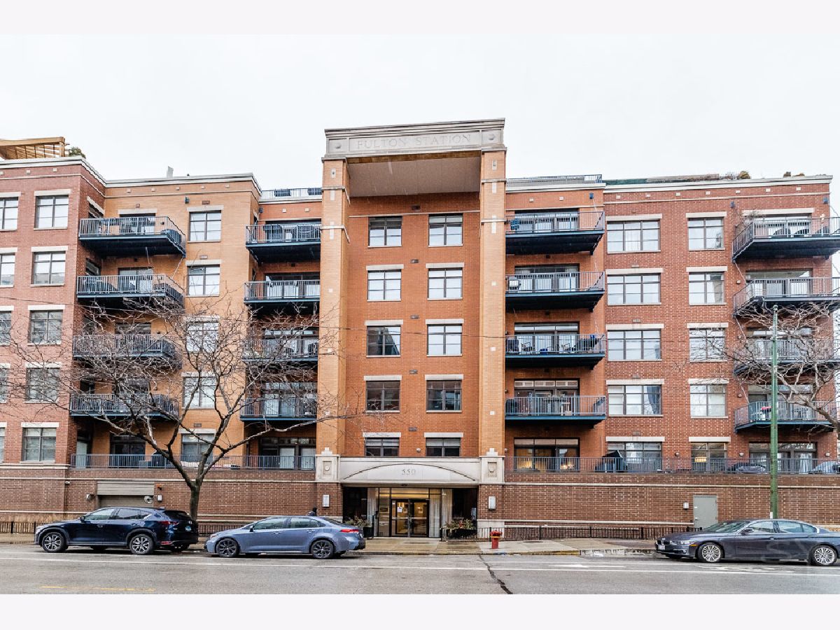Condos & Townhomes Sold Fulton Station Chicago Illinois, 550 Fulton