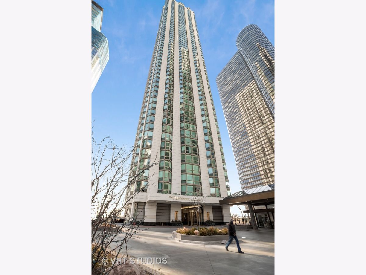 Condominiums Sold Park Shore Condos Chicago Illinois, 195 Harbor
