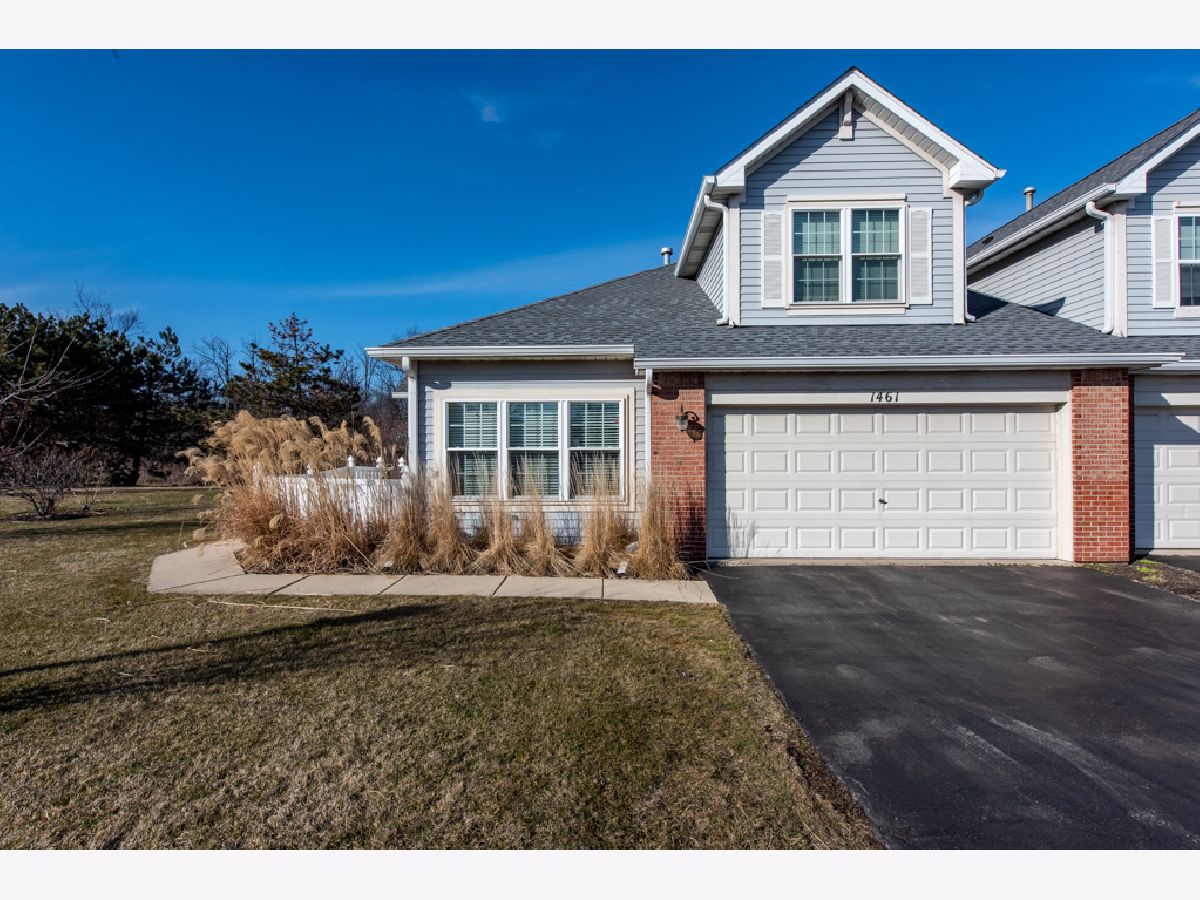 Townhomes Sold Fields Of Cambridge Waukegan Illinois, 1461 Candlestick