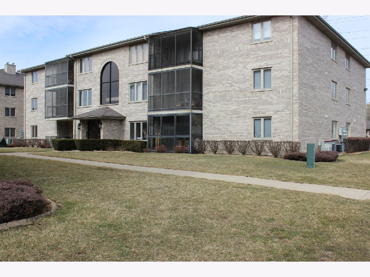 Condominiums Sold Crestpoint Crestwood Illinois, 5117 139th