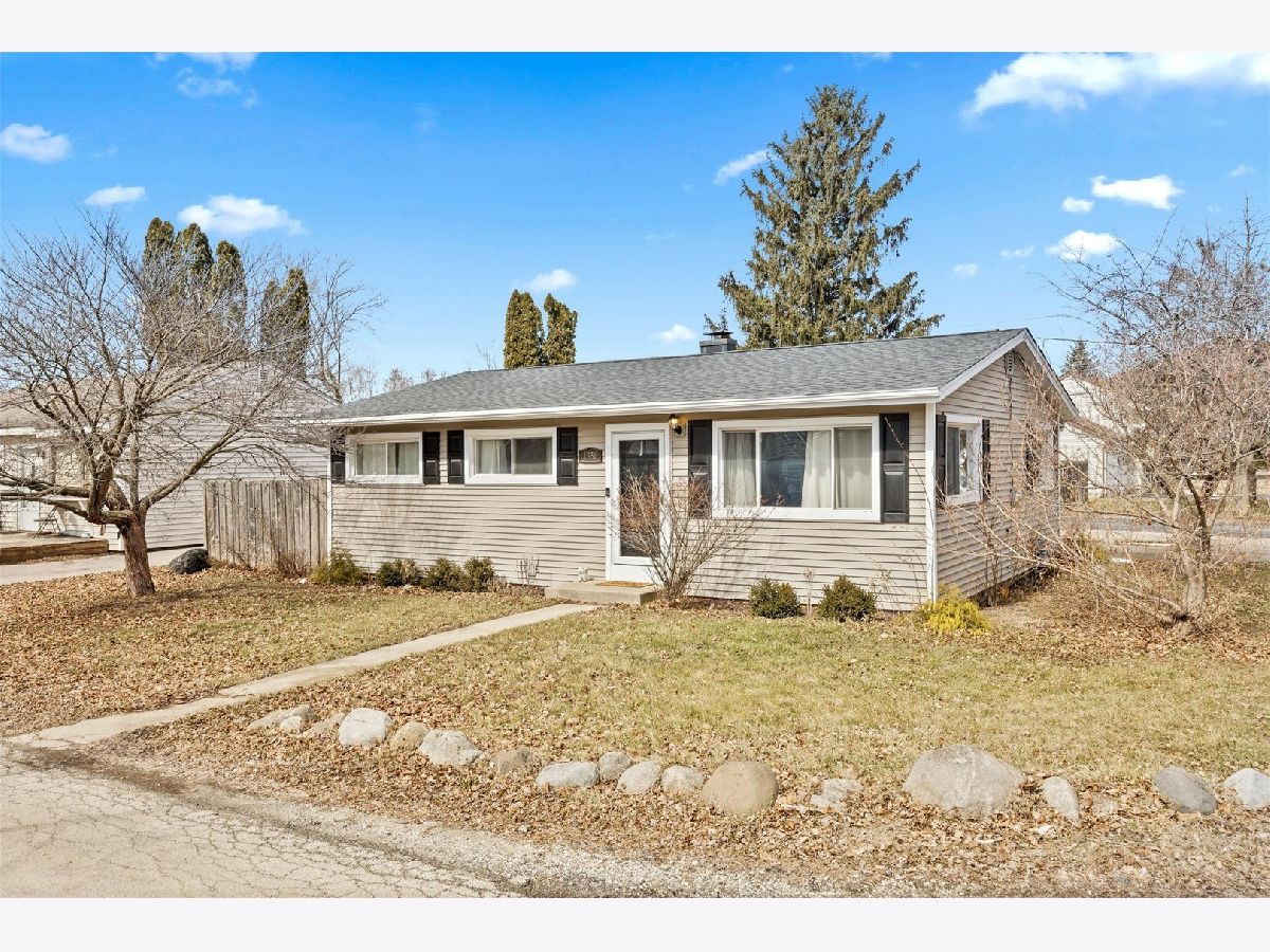 Homes Sold Crystal Vista Crystal Lake Illinois, 1356 Ivy
