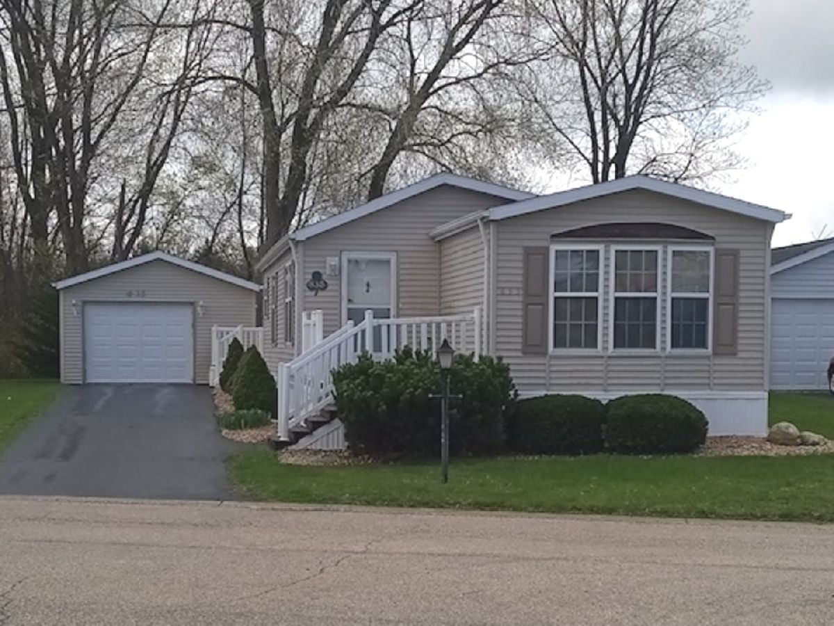 835 Cayuga Trail, Marengo, Illinois 60152 MLS 11735239 WinterCohen