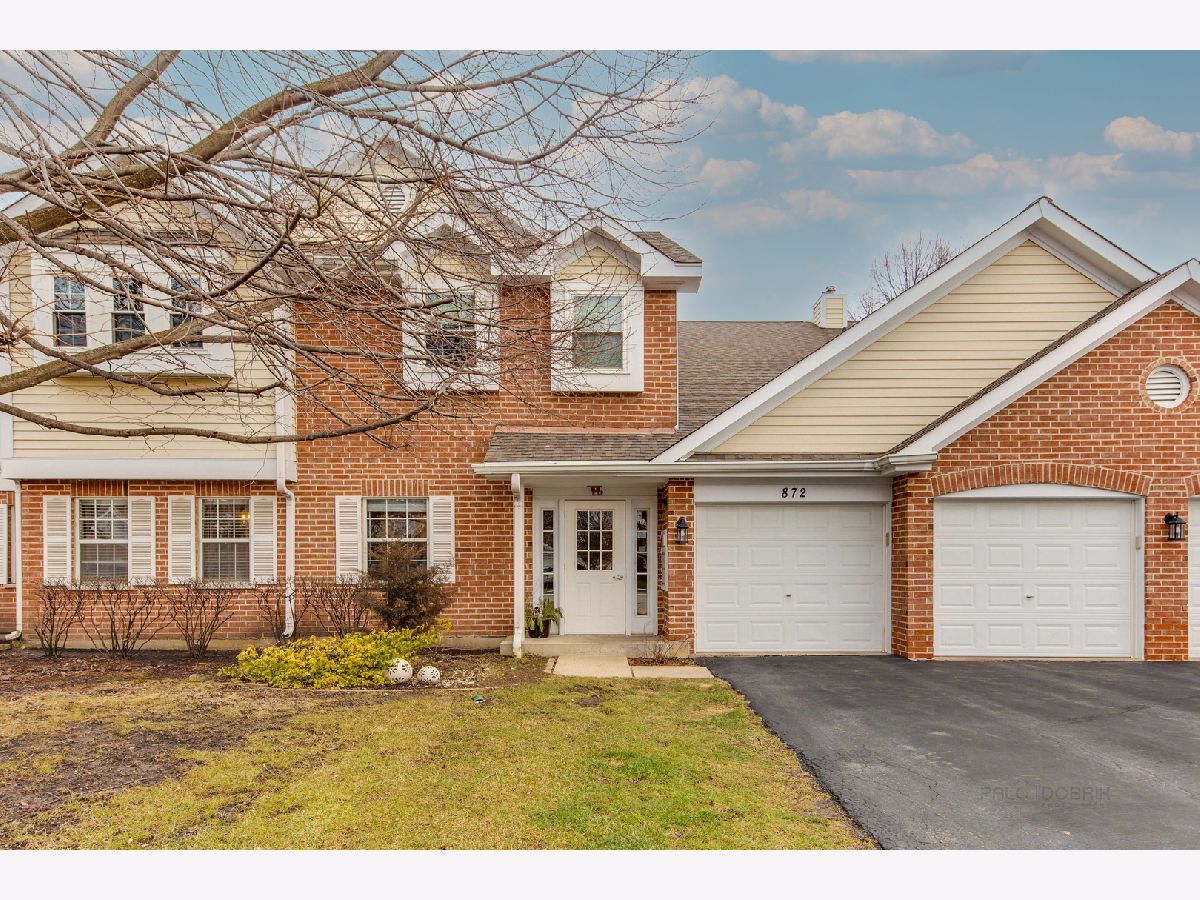 Condos & Townhomes Sold Brookdale Manor Naperville Illinois, 872 Quin