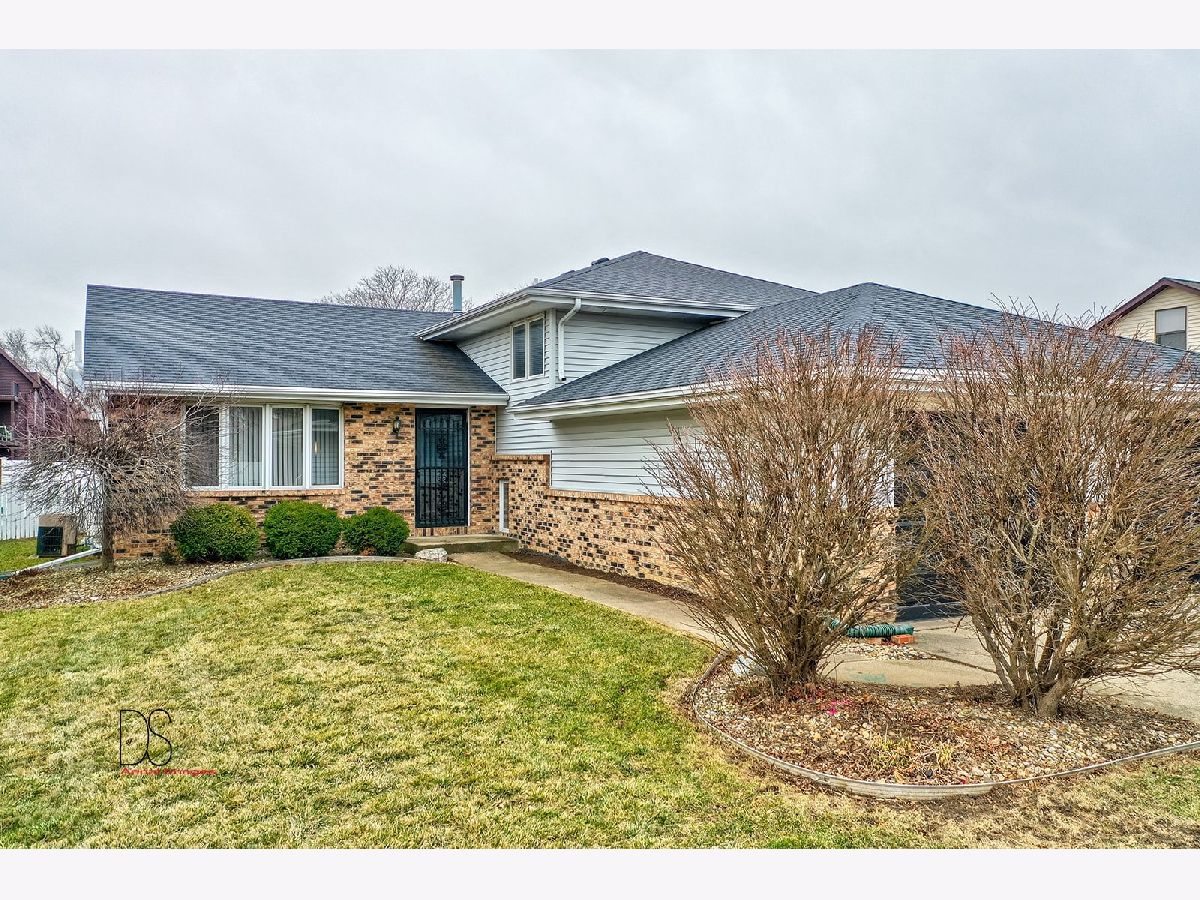 Homes & Townhomes Sold Briarcrest Ottawa Illinois, 1120 Briarcrest