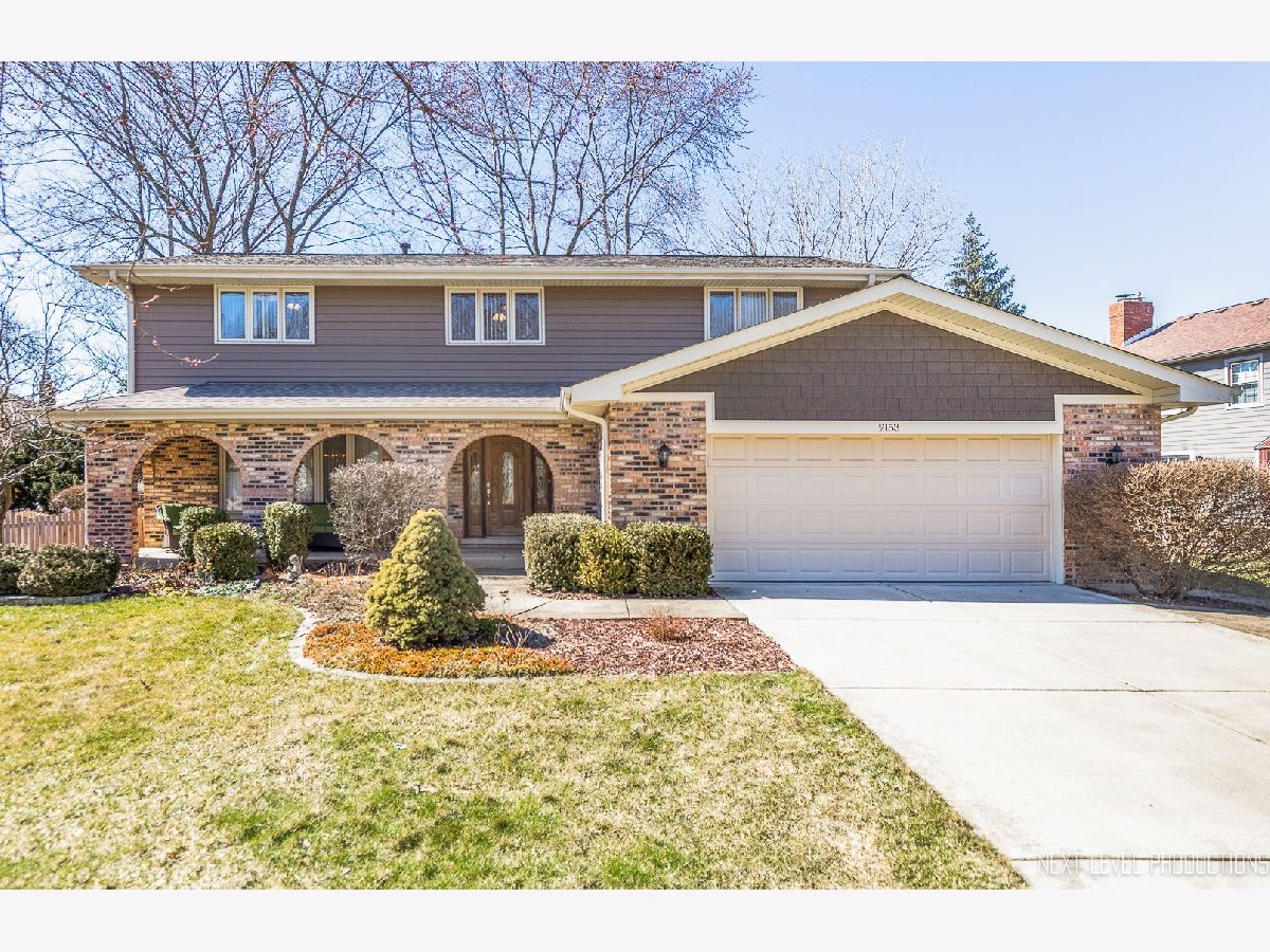 Homes & Condominiums Sold Village Green Naperville Illinois, 2153 Cherrywood