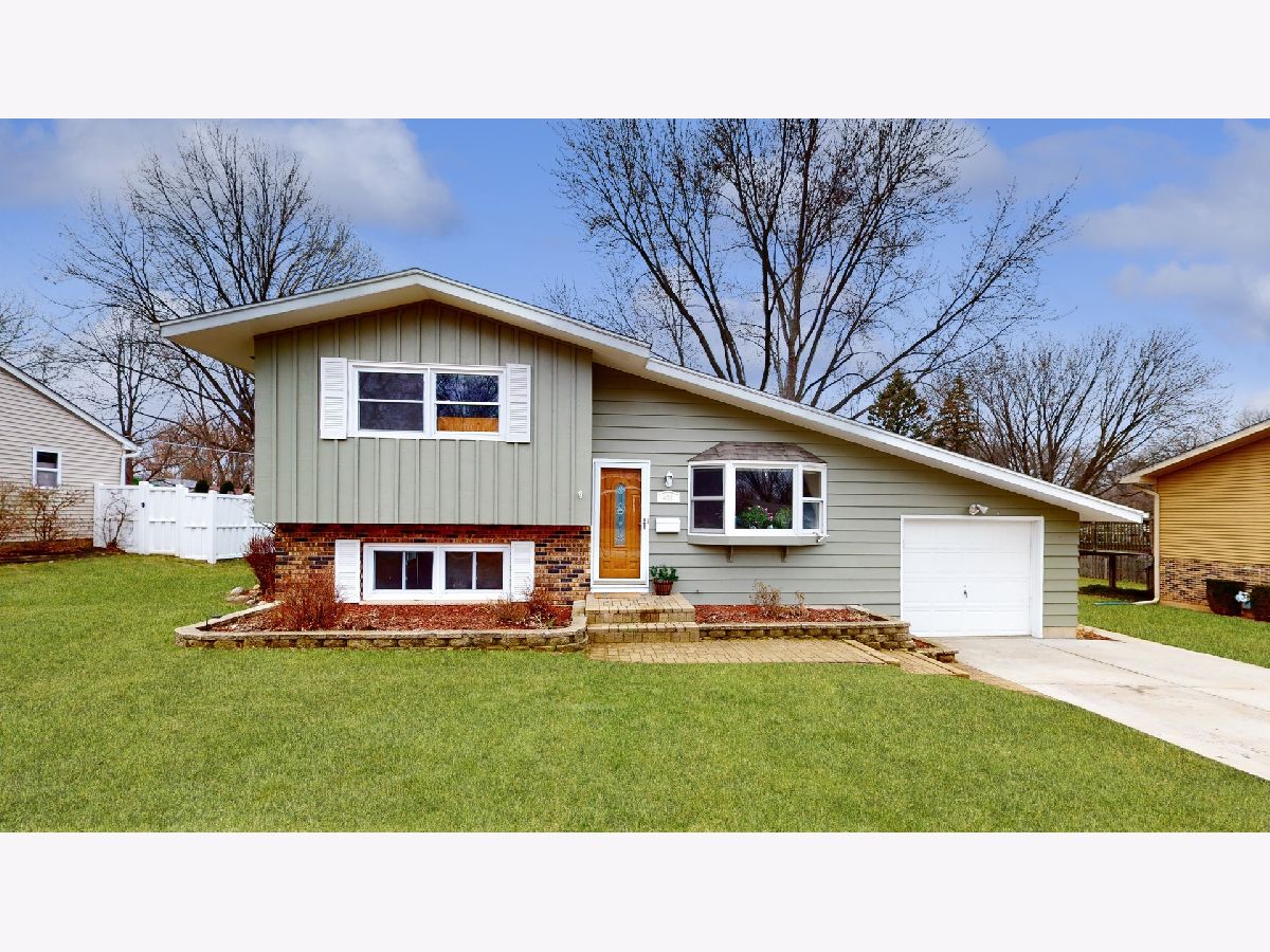 Homes Sold Janak Algonquin Illinois, 421 Schuett