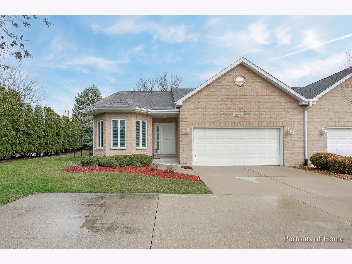 Townhomes Sold Heron View Plainfield Illinois, 23240 Chipper