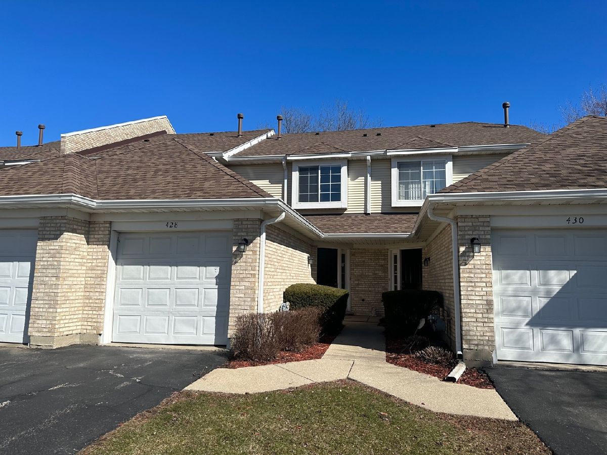 Townhomes Sold Sherwood Commons Bolingbrook Illinois, 428 Lakeview