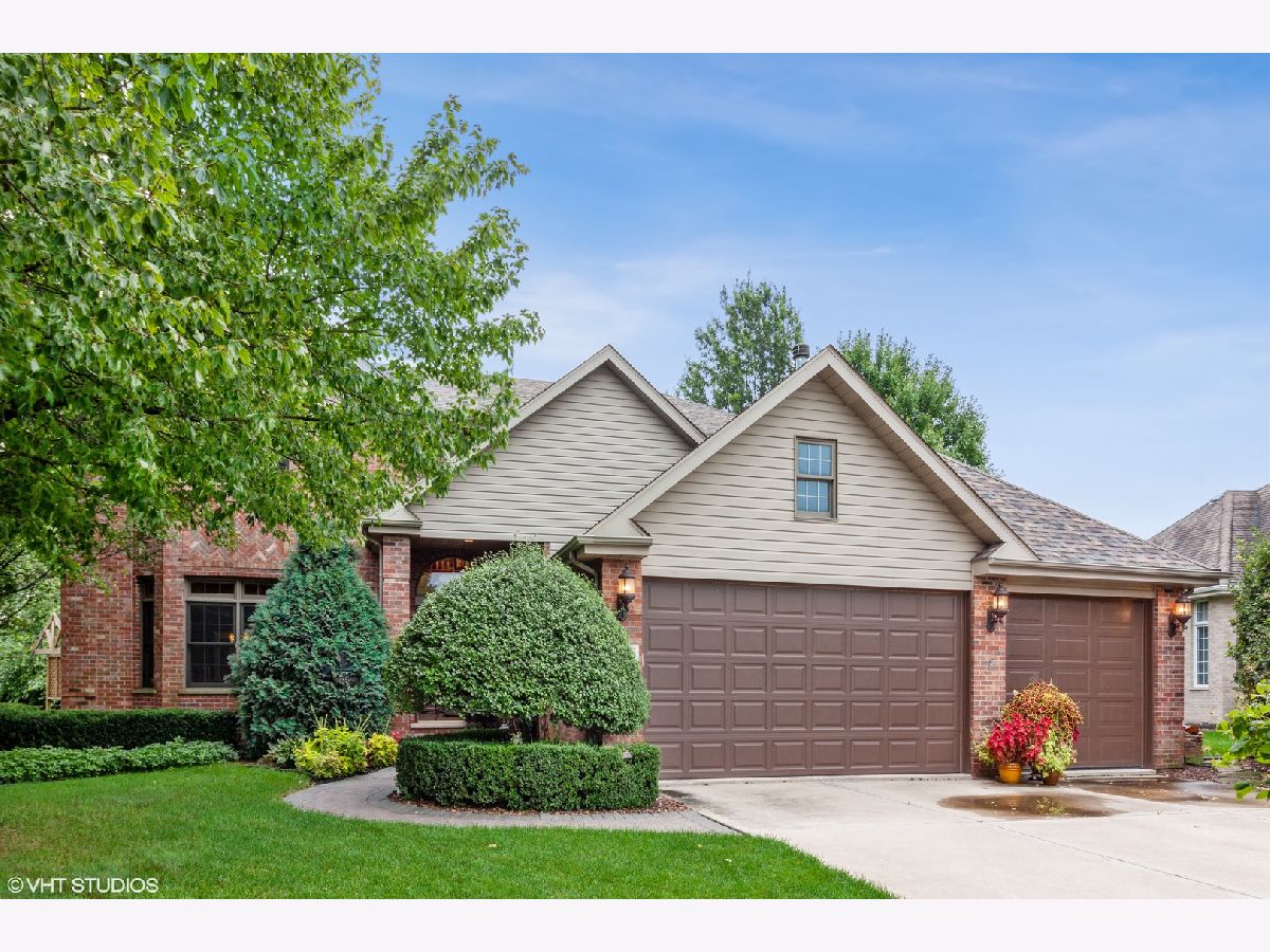 Homes & Condos & Townhomes Sold Old Castle South Mokena Illinois, 11403 Stratford