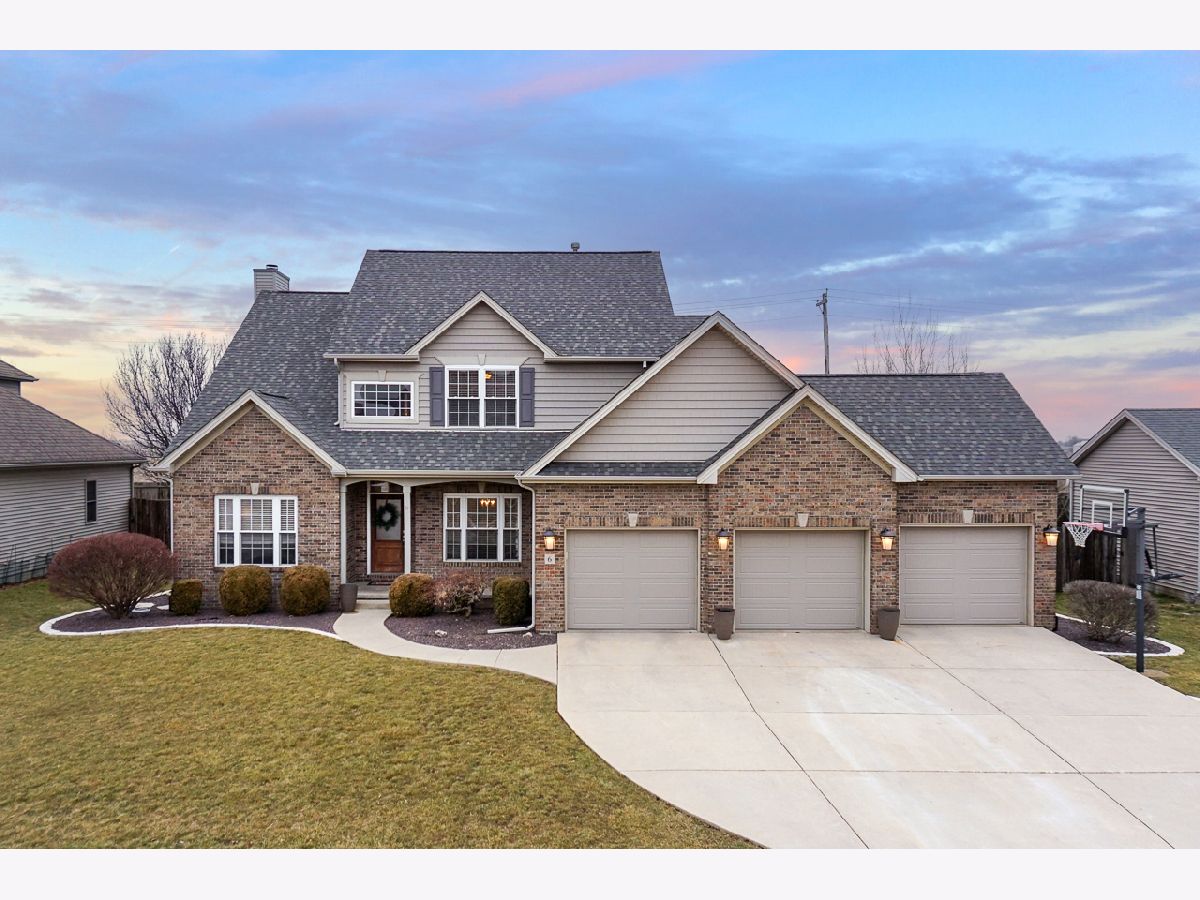Homes & Condos & Townhomes Sold Eagle View Bloomington Illinois, 6 Brookline