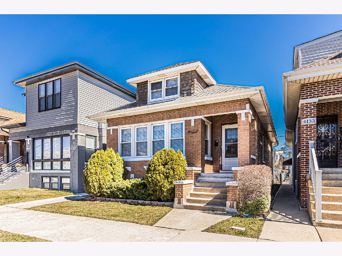 Condos & Townhomes & Homes Sold Jefferson Court Townhomes Chicago Illinois, 4135 Mason