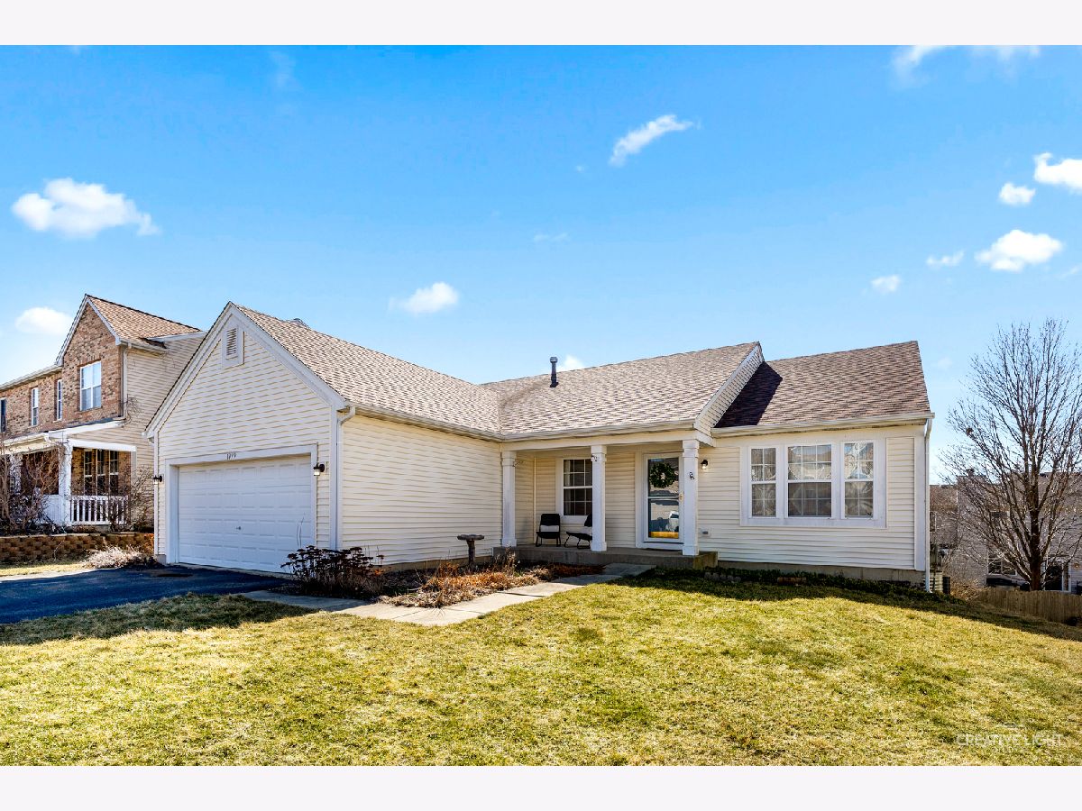 Homes Sold Summerlin Aurora Illinois, 1979 Dunhill