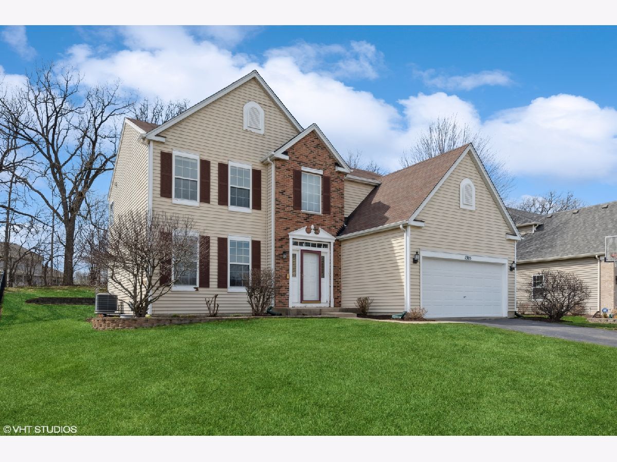 Homes & Townhomes Sold Orchard Hills Wauconda Illinois, 1905 Applewood