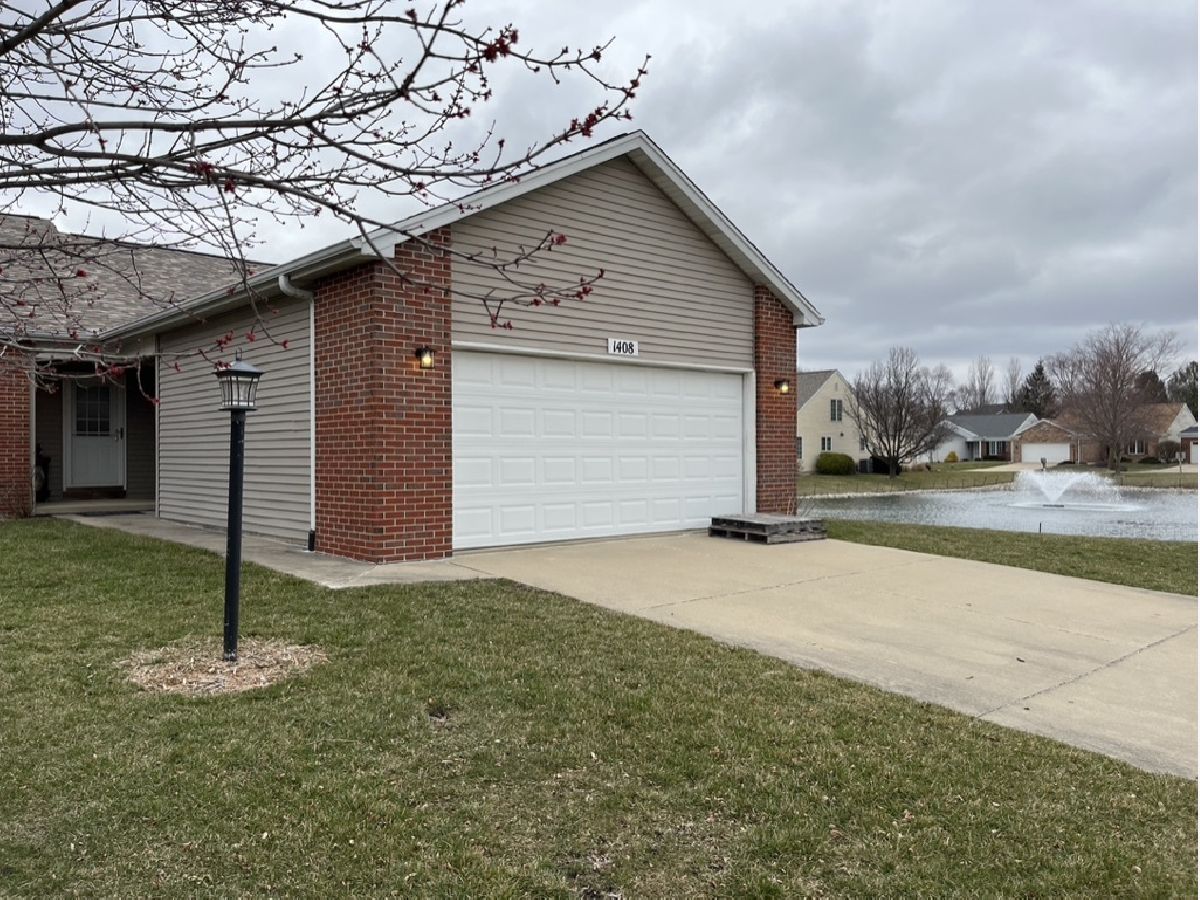 Condominiums & Homes Sold Ponds Of Windsor Champaign Illinois, 1408 Countryside