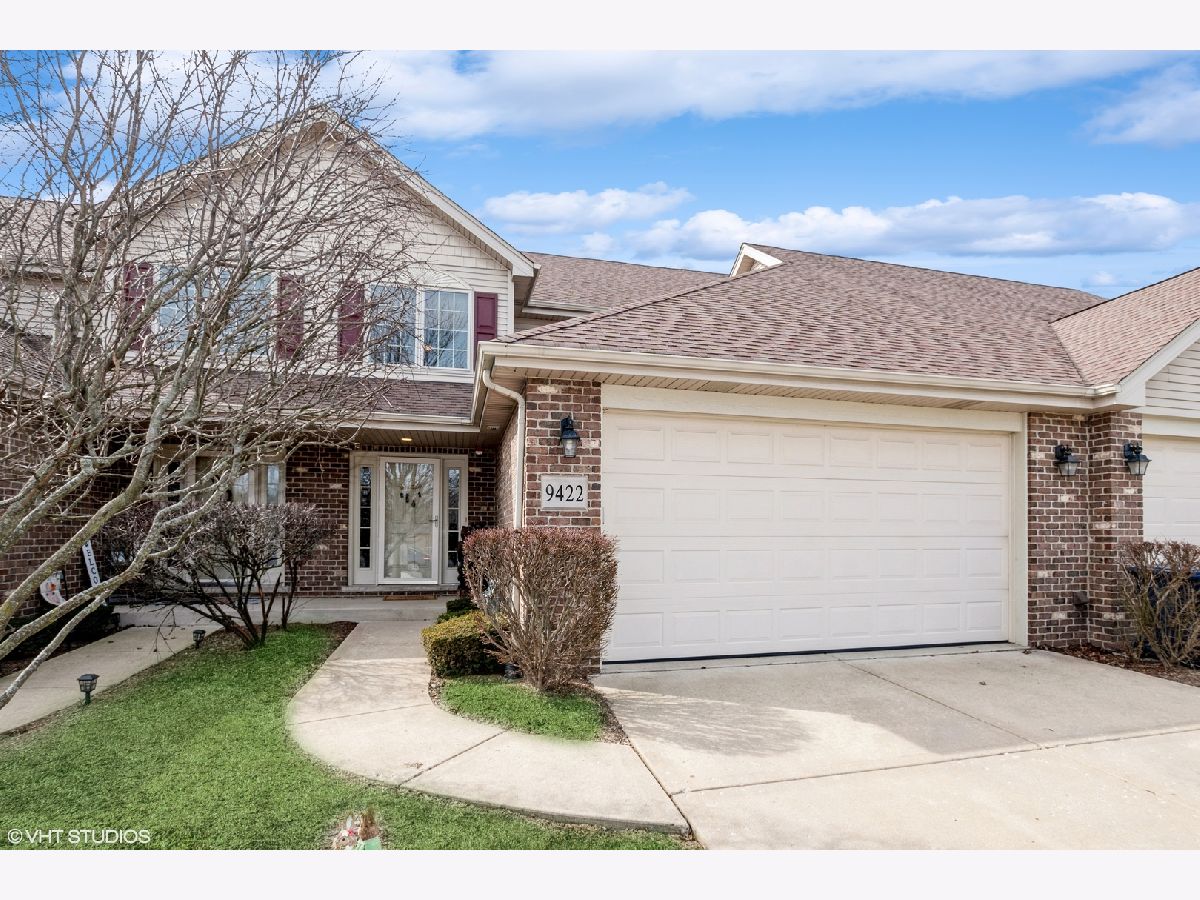 Townhomes Sold Equestrian Ridge Hickory Hills Illinois, 9422 Churchill