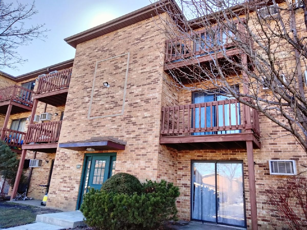 Condominiums Sold Windsor Court Palatine Illinois, 1316 Geneva