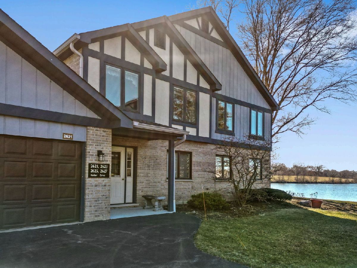 Condominiums Sold Chase Lake Joliet Illinois, 2625 Harbor