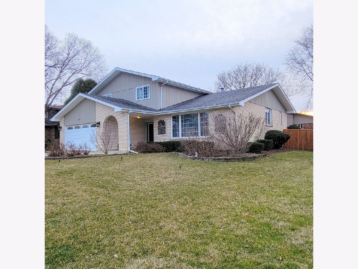 Homes Sold Derby Hills Homer Glen Illinois, 14562 Shetland