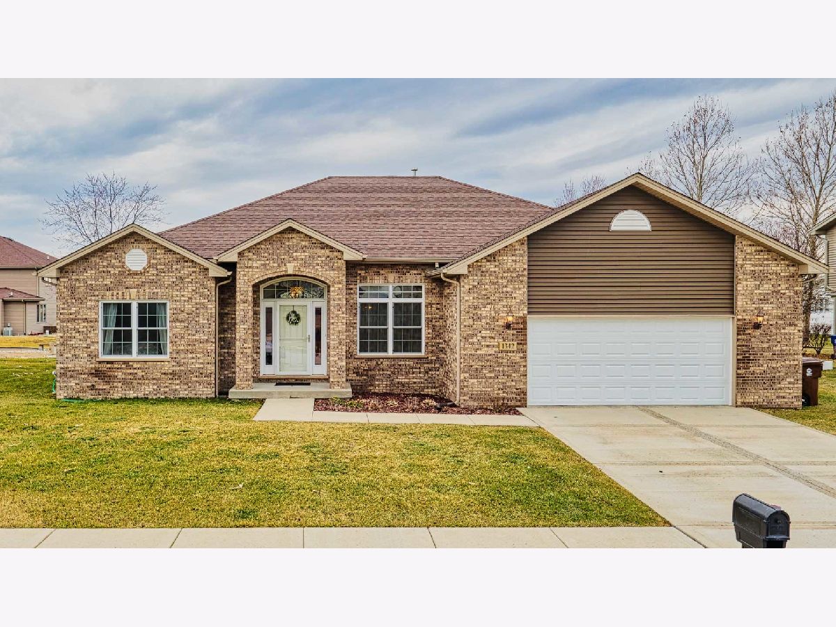 Homes & Townhomes Sold South Creek Manteno Illinois, 1342 Rainbow