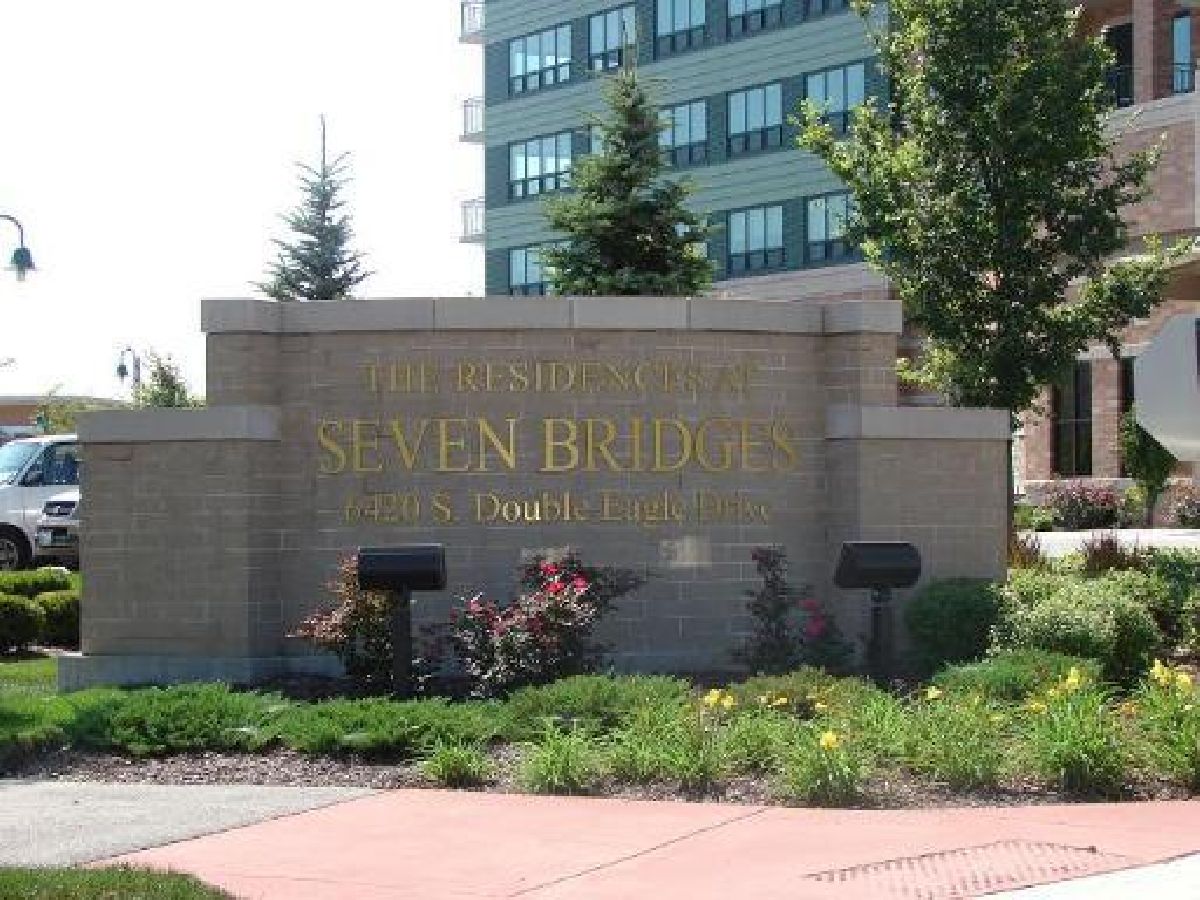 Homes & Condos & Townhomes Rented Seven Bridges Woodridge Illinois, 6420 Double Eagle